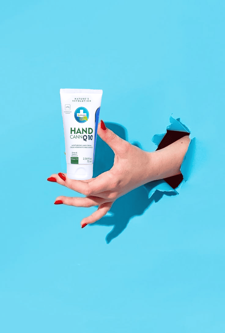 rema Hidratante Con CBD Para Manos Secas – Handcann Q10 (Orgánica y Regeneradora) rema Hidratante Con CBD Para Manos Secas – Handcann Q10 (Orgánica y Regeneradora)